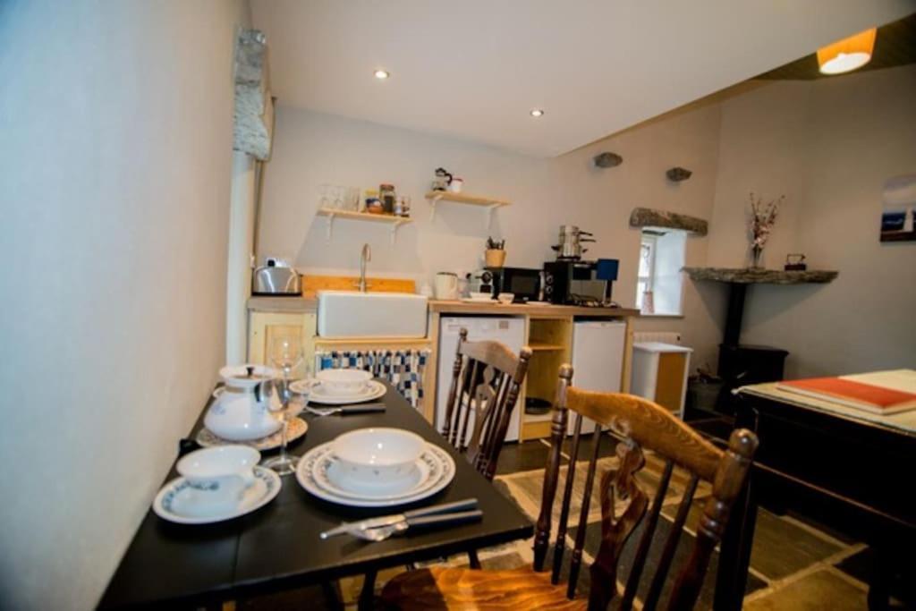 Fermoyle Properties Glynn'S Cottage Fanore Extérieur photo